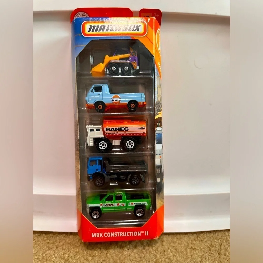 2020 Matchbox GKJ03 MBX Construction II 5 Pack Construction Vehicle Set NEW NIB